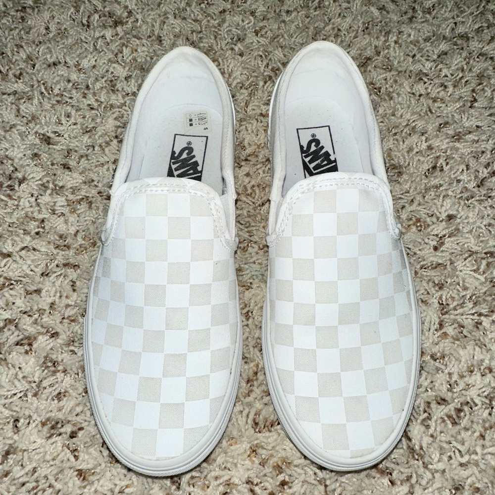 Women’s White Checkered Vans Size 7